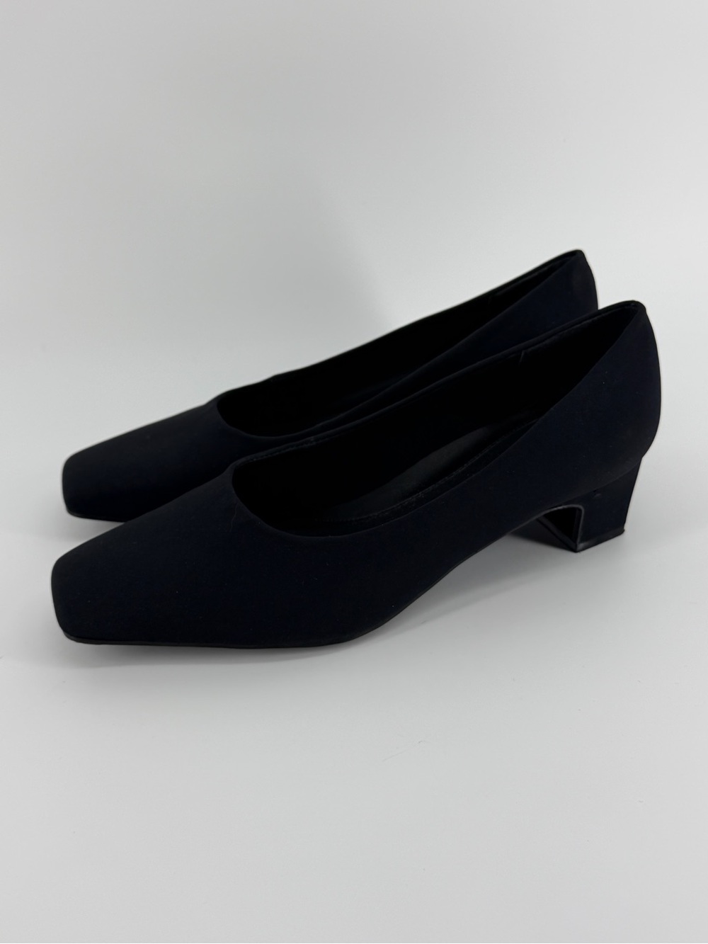 Easy Spirit Y2K Black Square Toe Lycra Smart Shoe 2" Heels, Women's 8 Wide